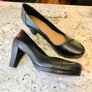 NWT - Clark’s Artisan Pumps